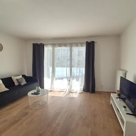 Adeline 3 Et Parking Apartment
