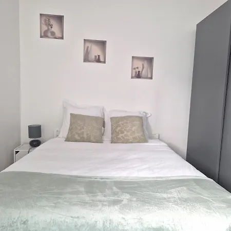Apartment Adeline 3 Et Parking